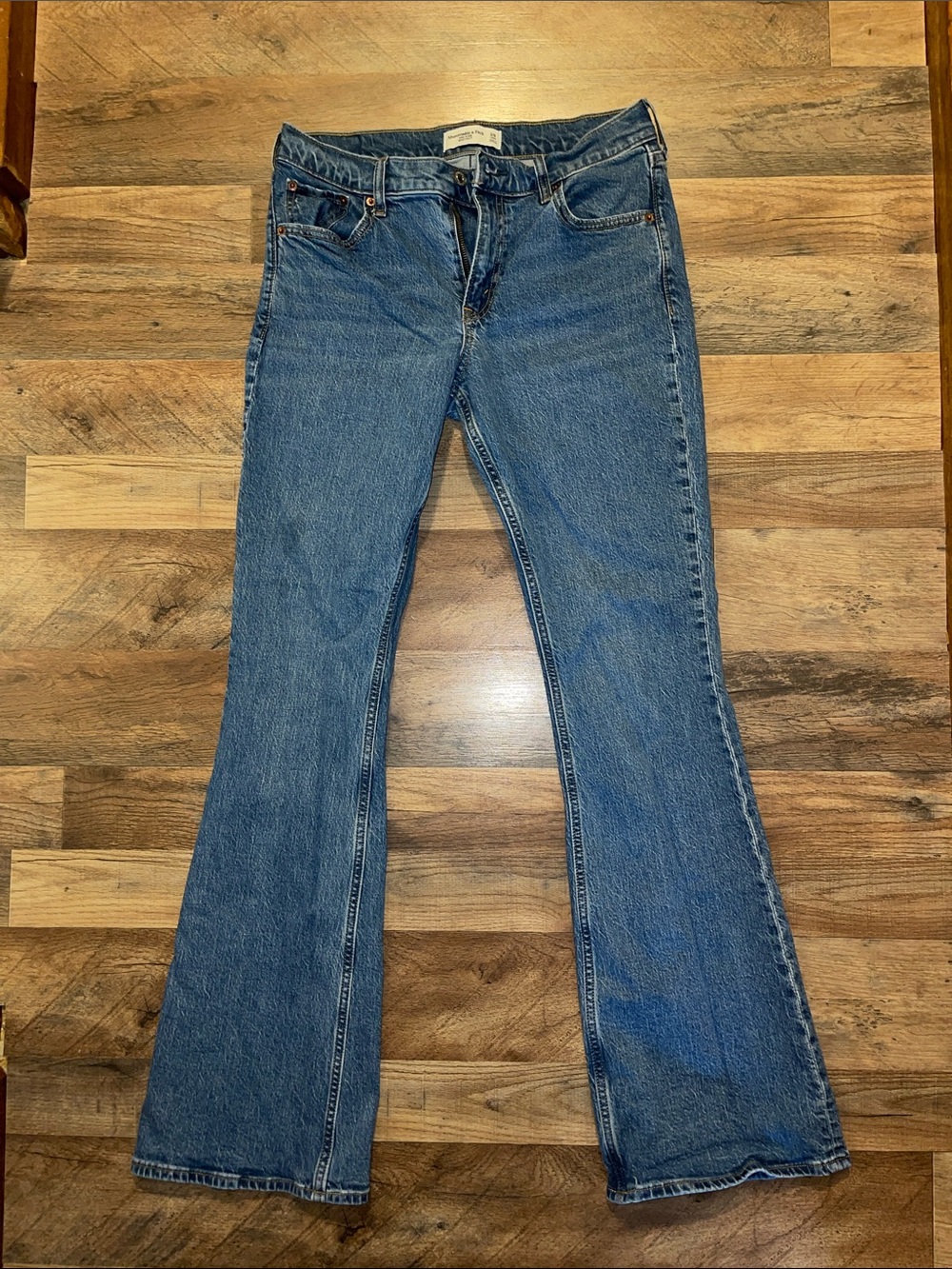 Abercrombie Mid Rise Bootcut Jeans stretch size 29 L